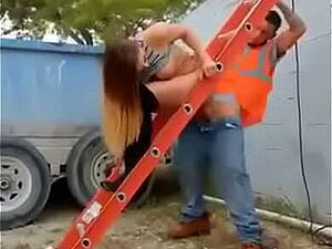 Cock gets stuck in pussy